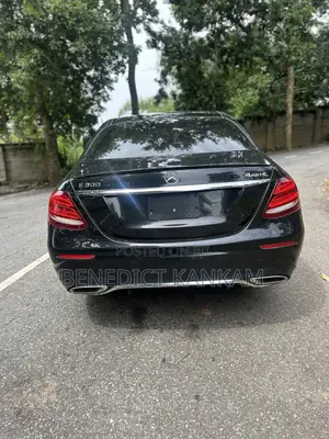 Mercedes-Benz E300 2018 Black