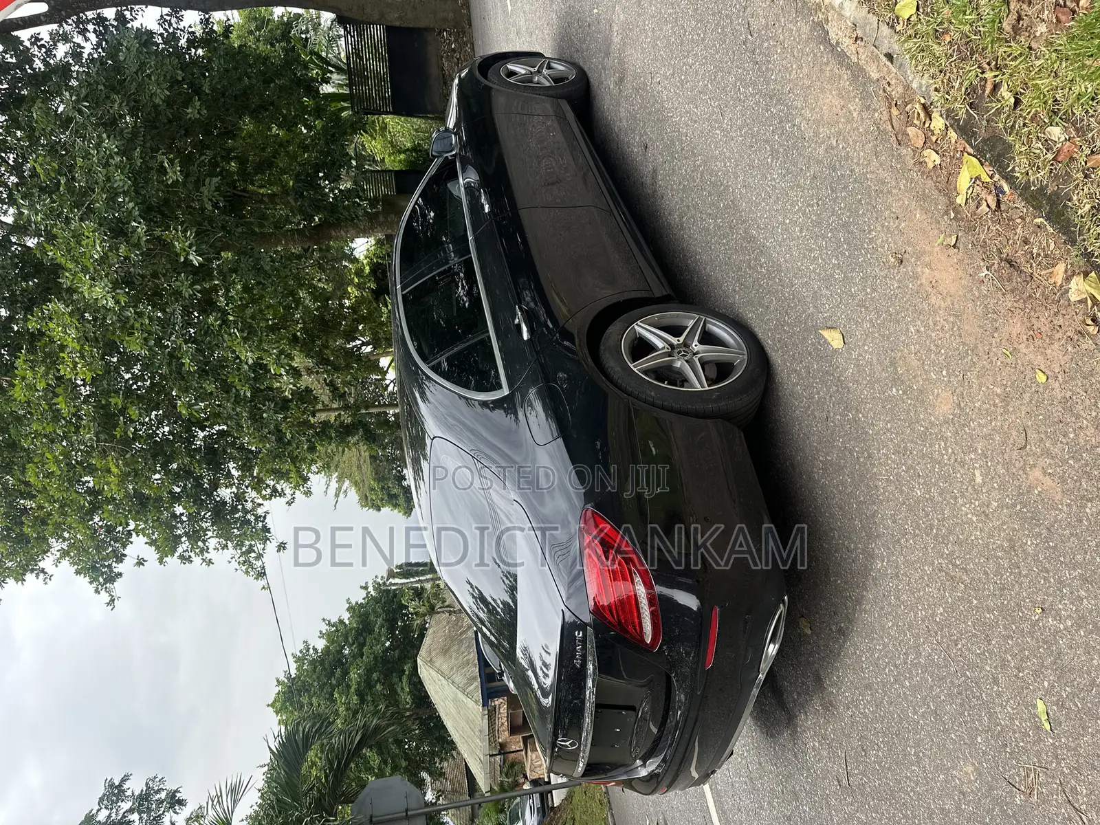 Mercedes-Benz E300 2018 Black