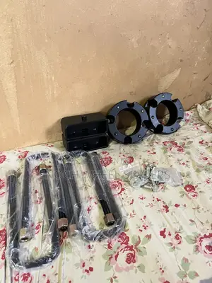Toyota Tundra Leveling Lift Kits Complete