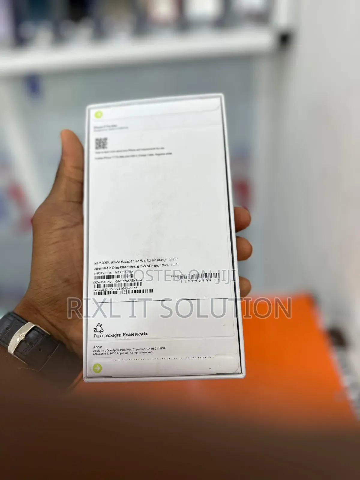 New Apple iPhone XS Max 256 GB Orange