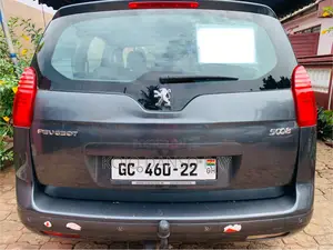 Peugeot 5008 1.6 VTi MT Active 2013 Gray