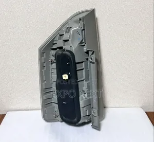 Toyota Noah Voxy ZRR 70-75 Genuine Right Tail Light Lamp 28-199 Oem