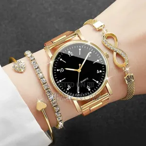 4pcs Gold Stainless Steel Watch Diamond-Set Heart-Shaped Bracelet
