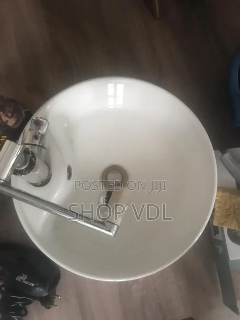 Pedicure Mount and Basin