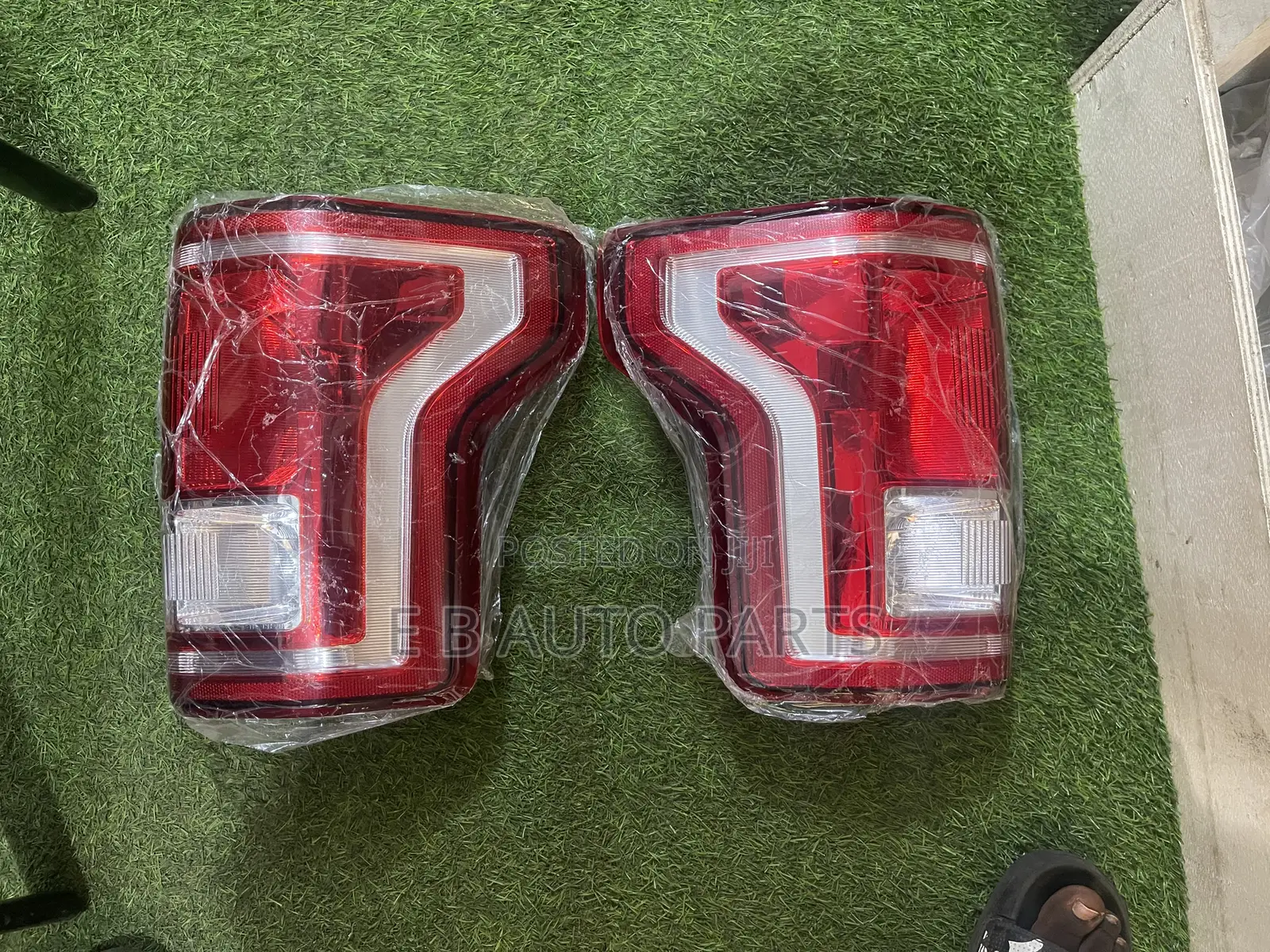 Ford F150 2015-2017 Taillight Pair
