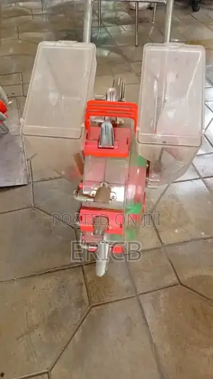 Manual Planter Pusher With Fertiliser Pot
