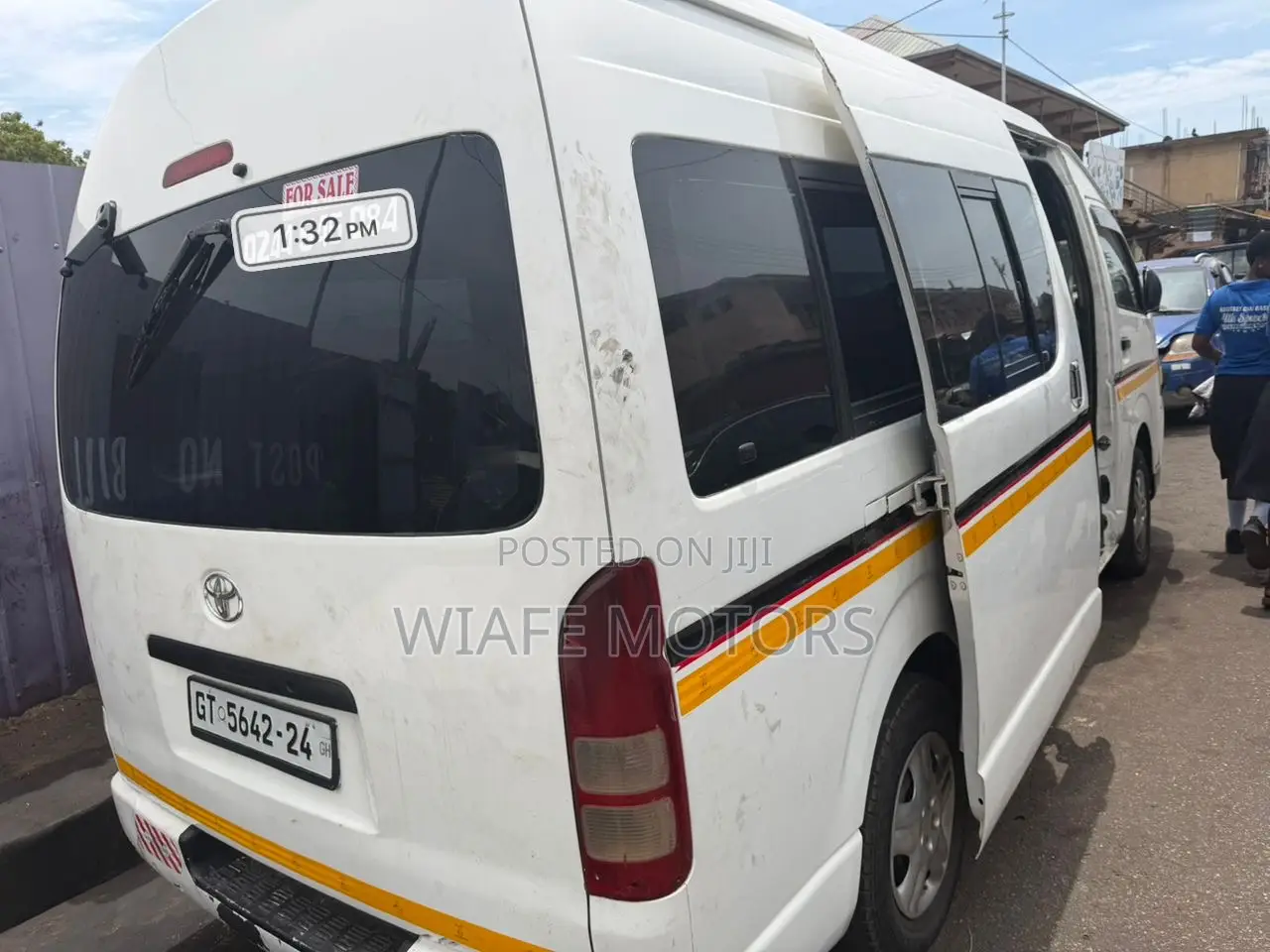 Toyota HiAce 2024 White