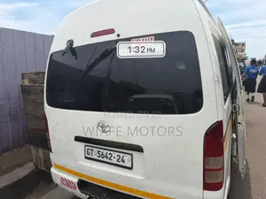 Toyota HiAce 2024 White