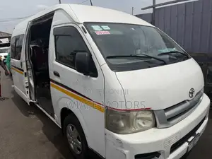 Toyota HiAce 2024 White