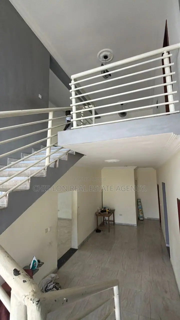 Furnished 5bdrm Duplex in Kasoa Tuba, Toll Booth for rent