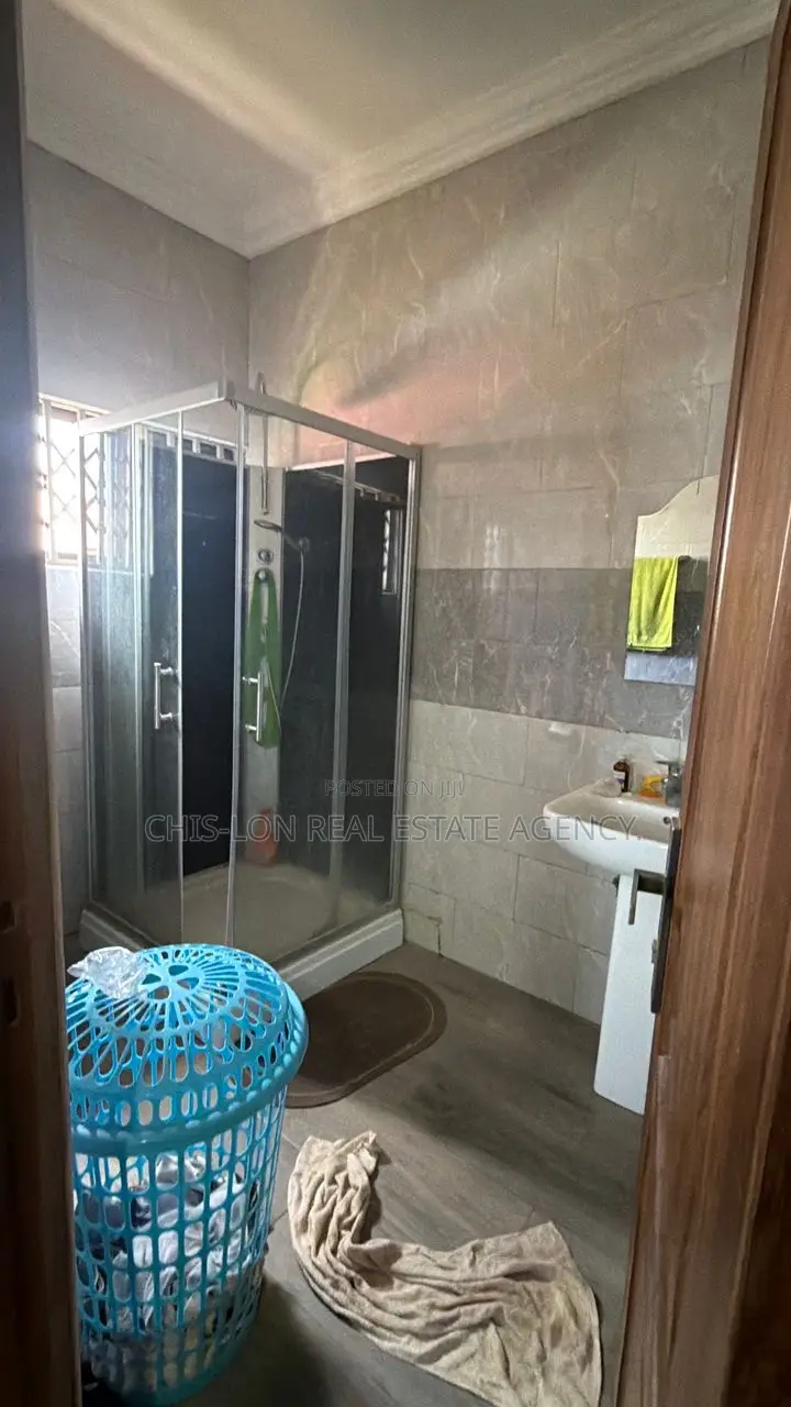 Furnished 5bdrm Duplex in Kasoa Tuba, Toll Booth for rent