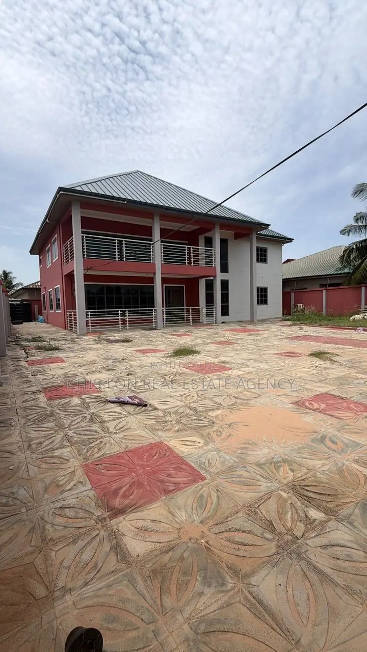 Furnished 5bdrm Duplex in Kasoa Tuba, Toll Booth for rent