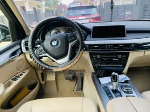 BMW X5 xDrive35i AWD (3.0L 6cyl 8A) 2017 Blue