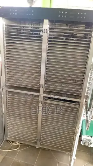 Dehydrator 96 Trays 4 Chamber