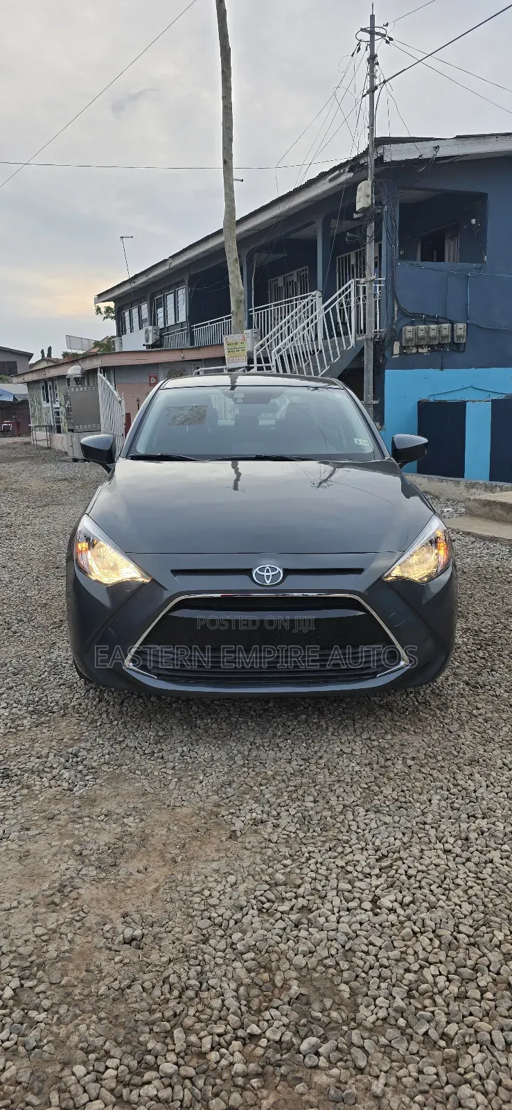 Toyota Yaris iA 1.5 FWD 2017 Gray
