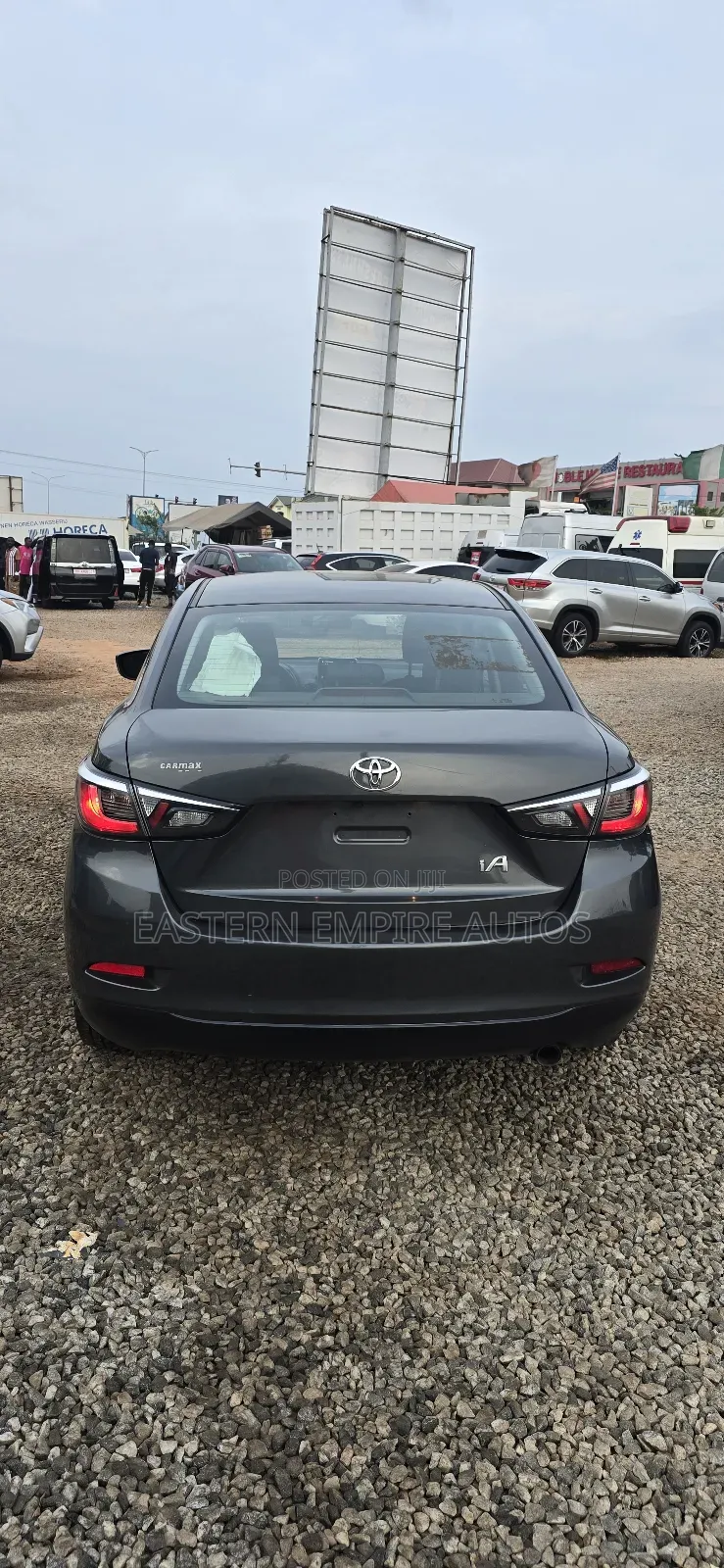 Toyota Yaris iA 1.5 FWD 2017 Gray