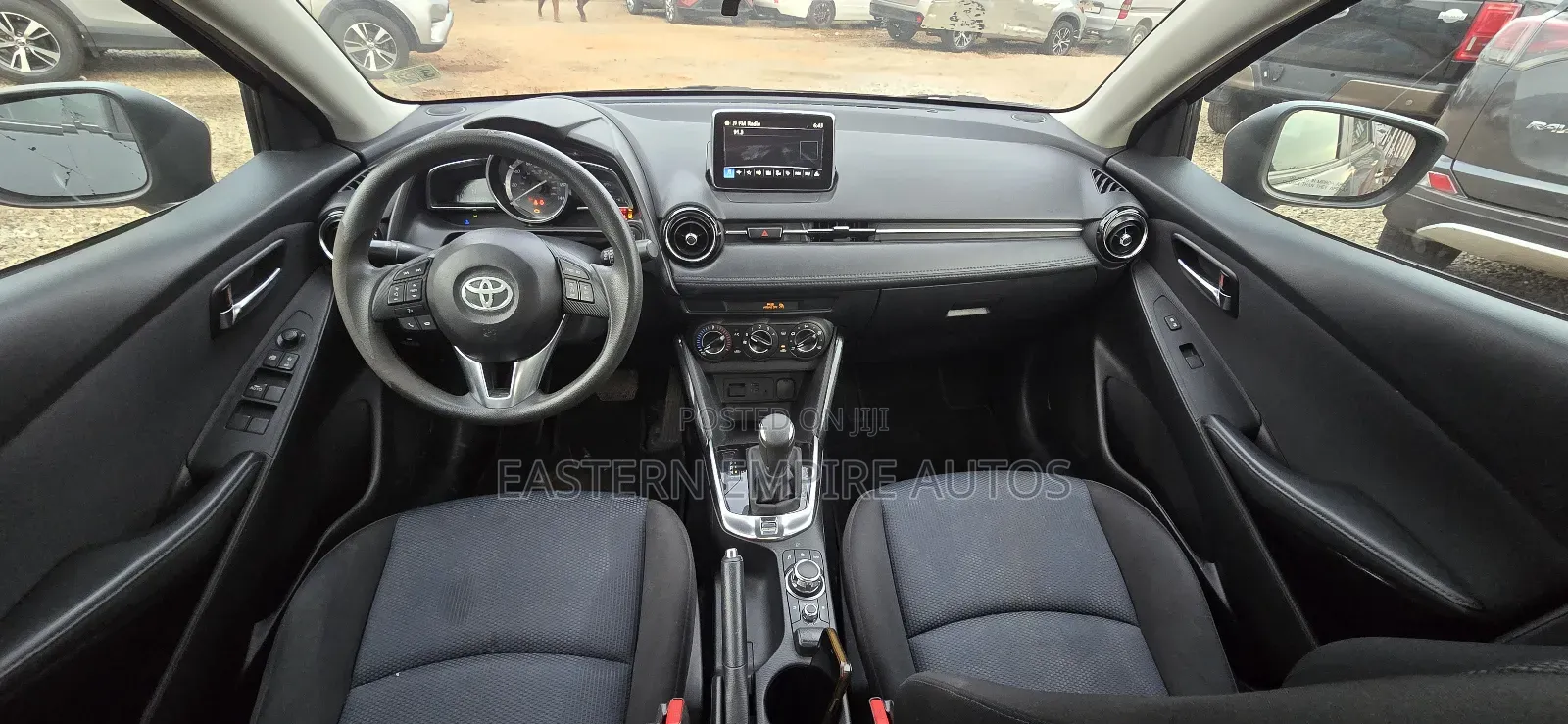 Toyota Yaris iA 1.5 FWD 2017 Gray