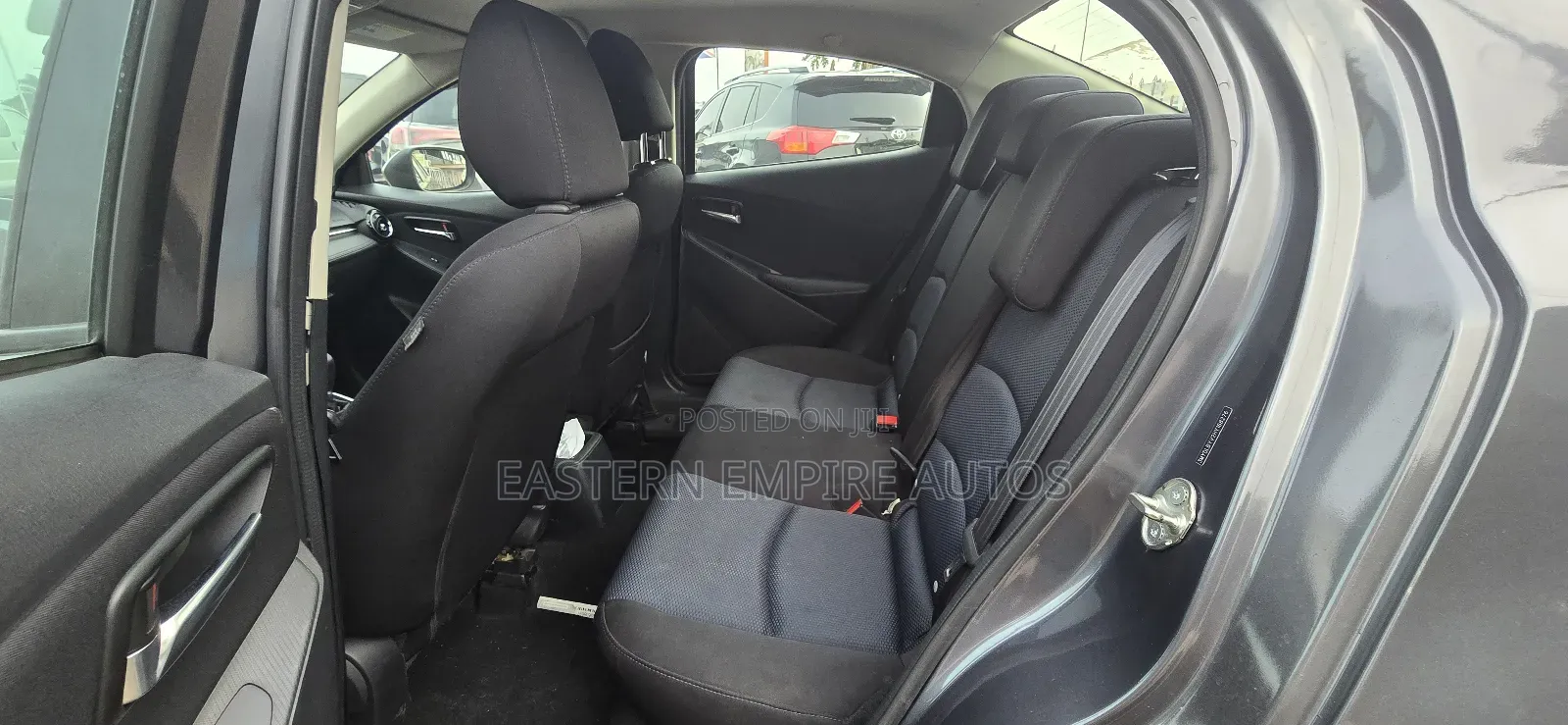 Toyota Yaris iA 1.5 FWD 2017 Gray
