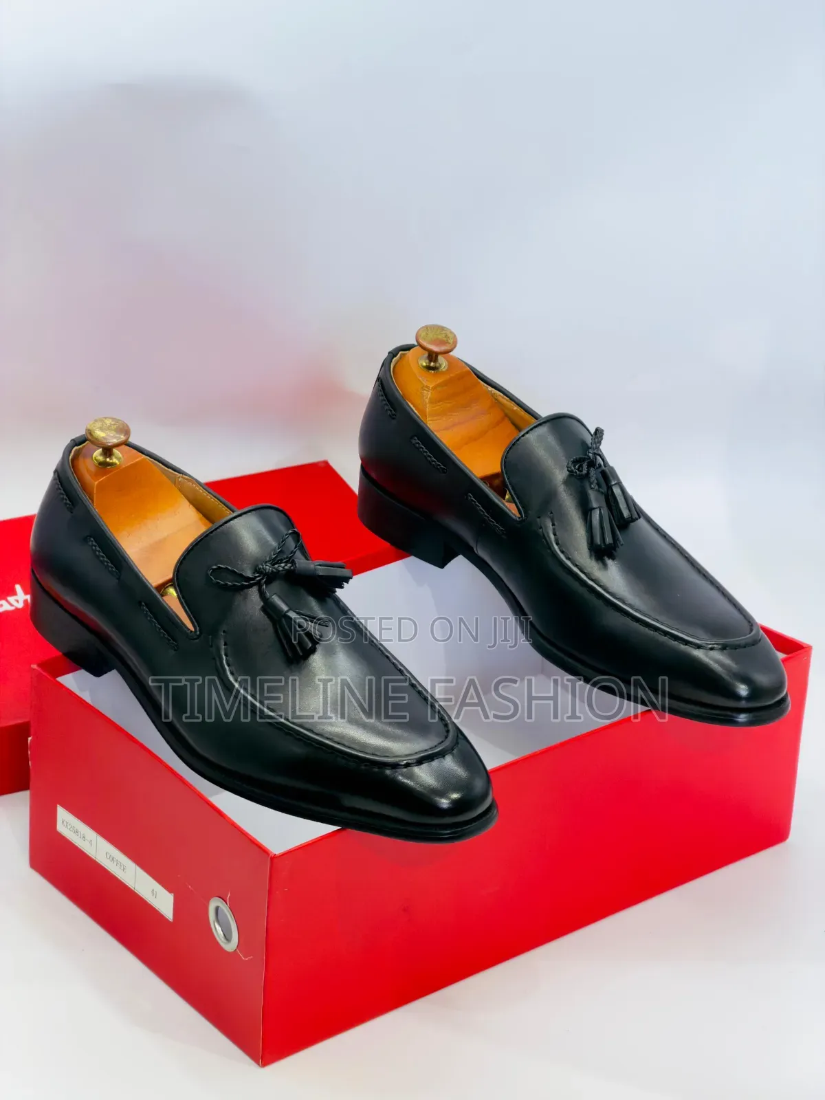 Salvatore Ferragamo Executive Men's Black Leather Ring My Bell Shoes