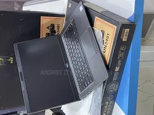 New Laptop Dell Latitude 5300 16GB Intel Core i5 SSD 256GB