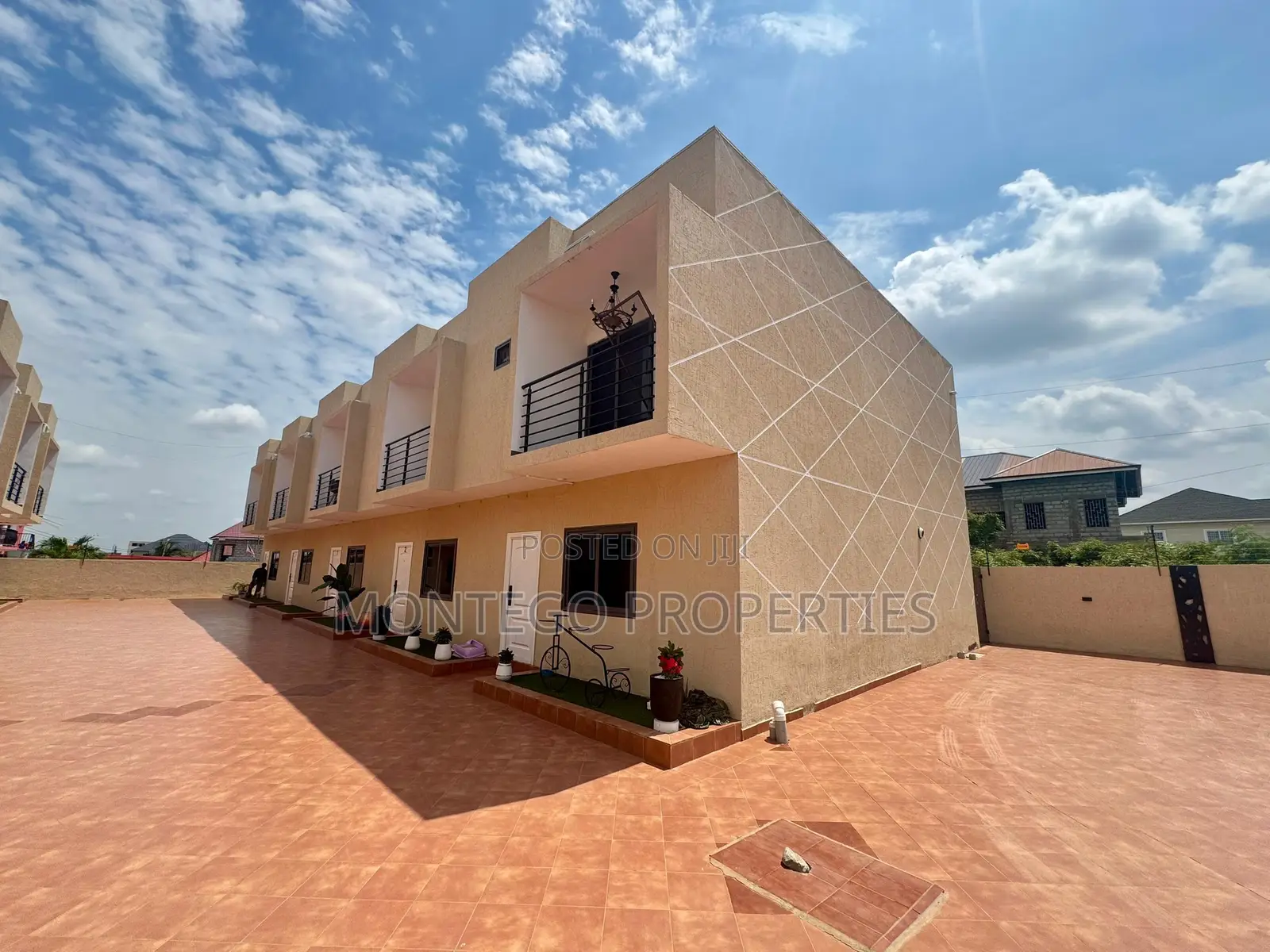 2bdrm Townhouse / Terrace in East Legon Hills, Ashaley Botwe for rent
