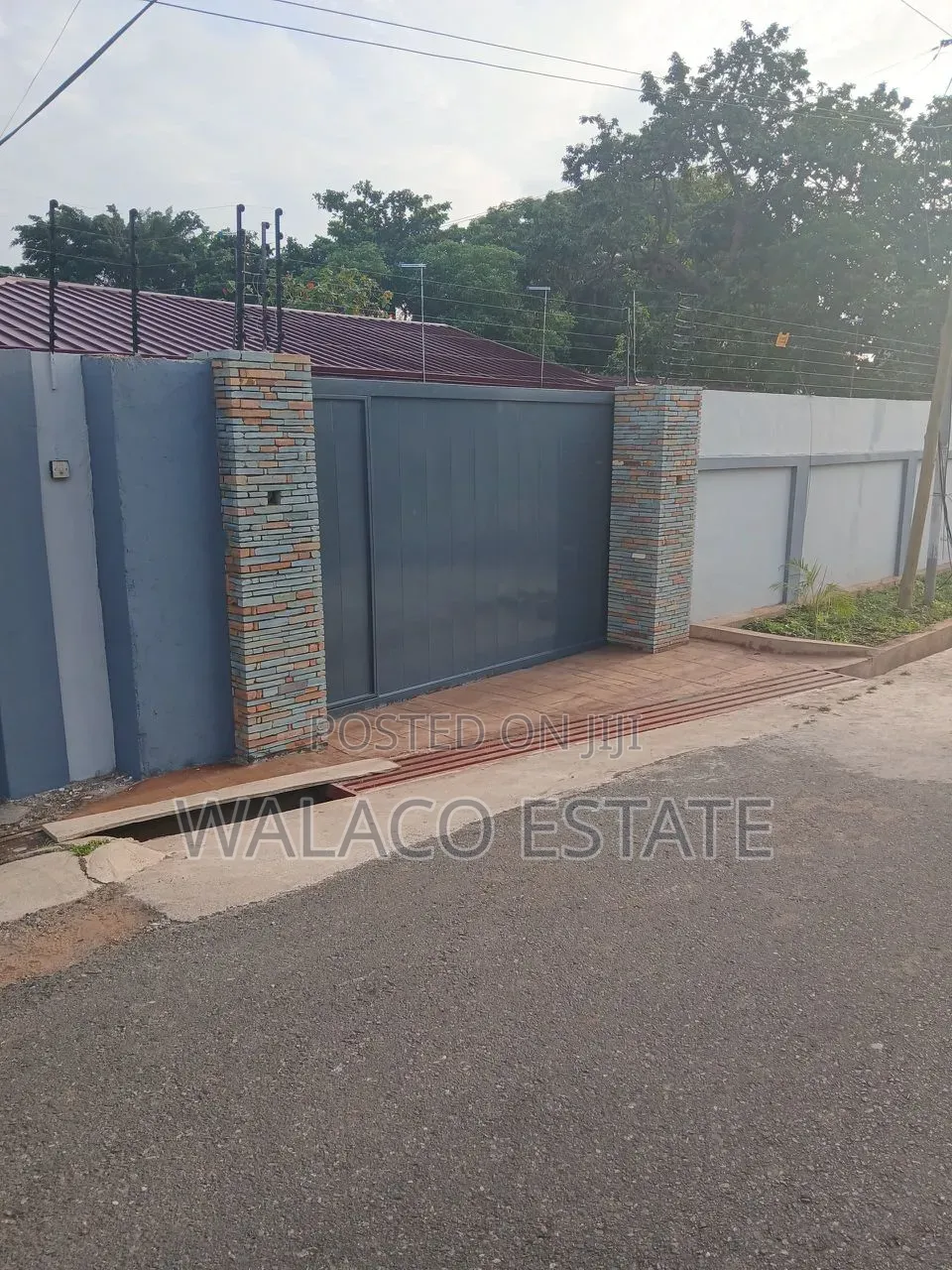 Furnished 1bdrm Shared Apartment in Walako Estate, Police Station