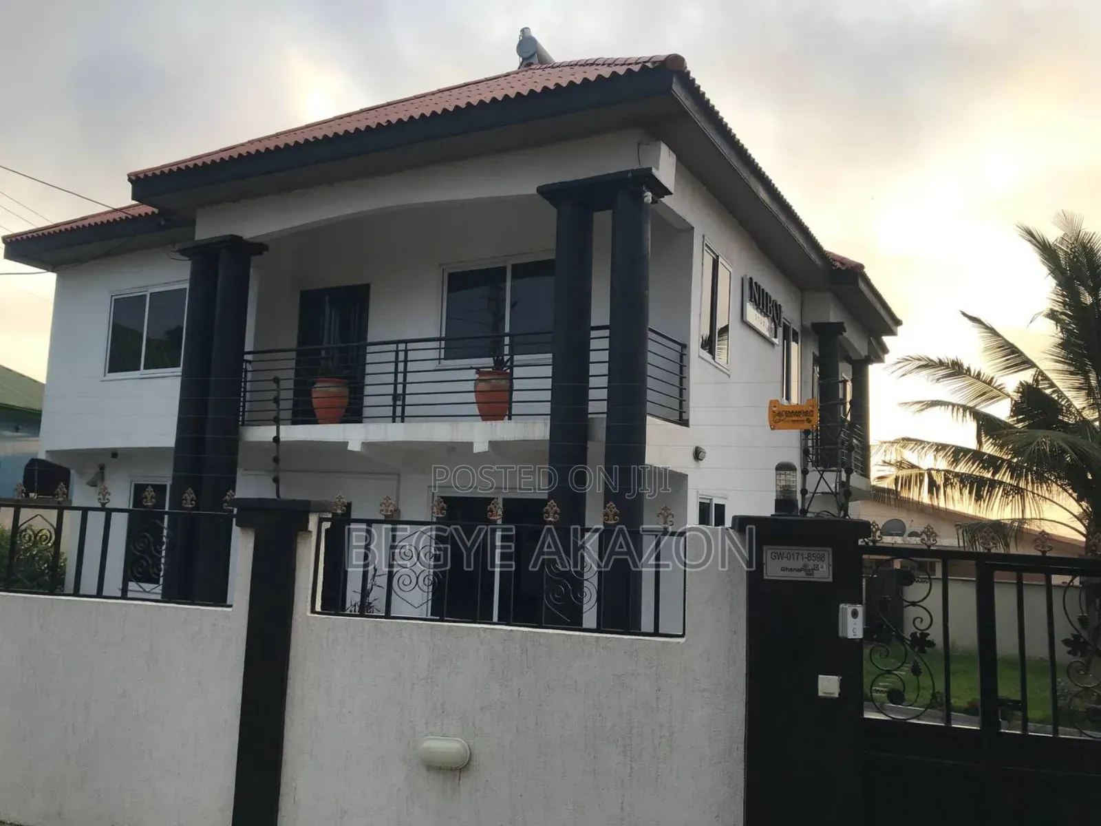 3bdrm House in Begye, Kwabenya for sale