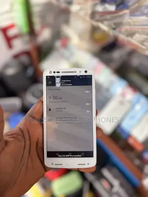 Motorola Droid Turbo 2 32 GB White