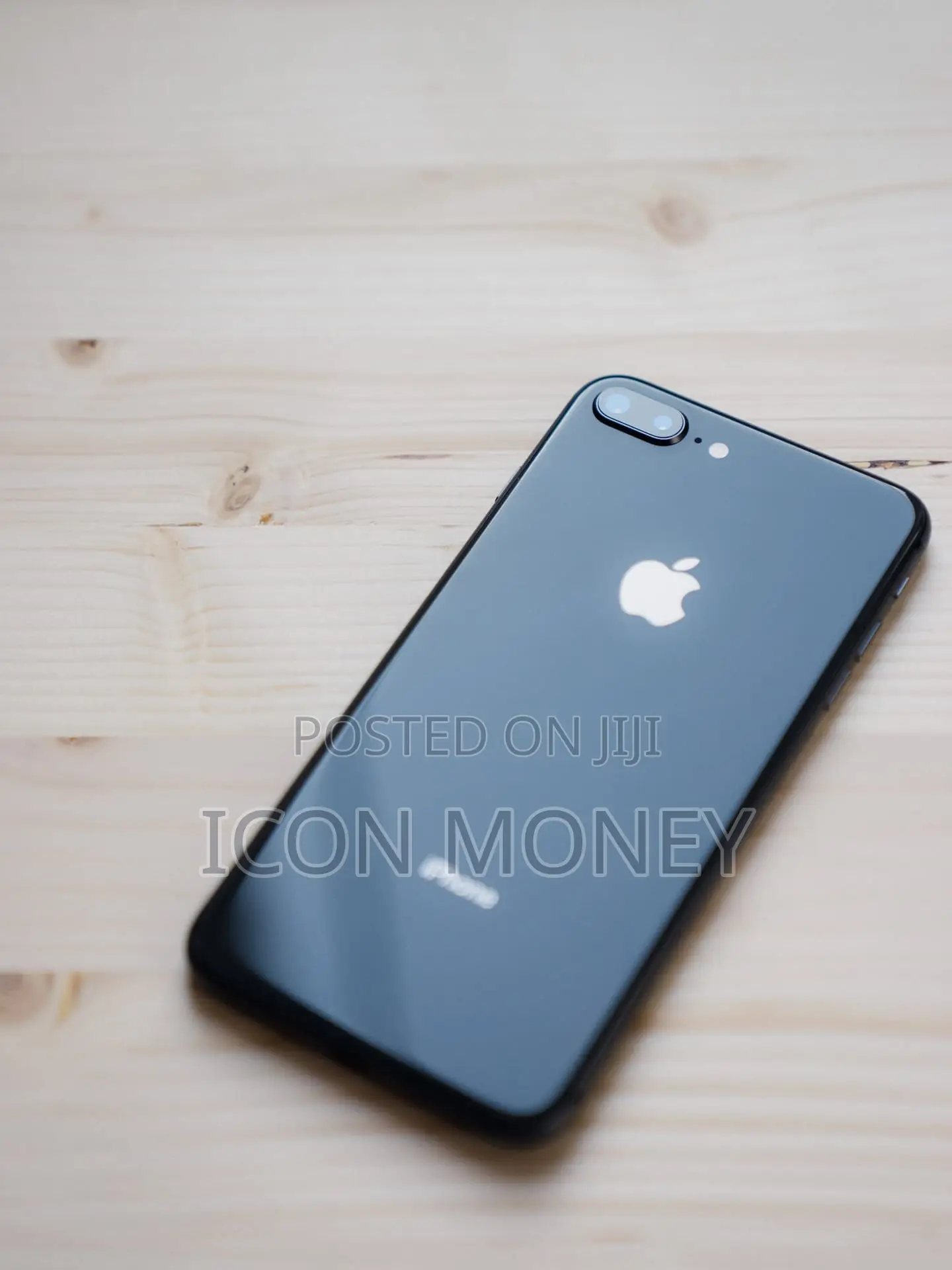Apple iPhone 8 Plus 64 GB Black