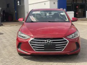 Hyundai Elantra SE Sedan FWD (2.0L 4cyl 6M) 2017 Red