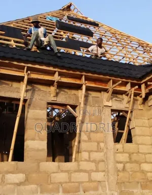 Roofing Installater