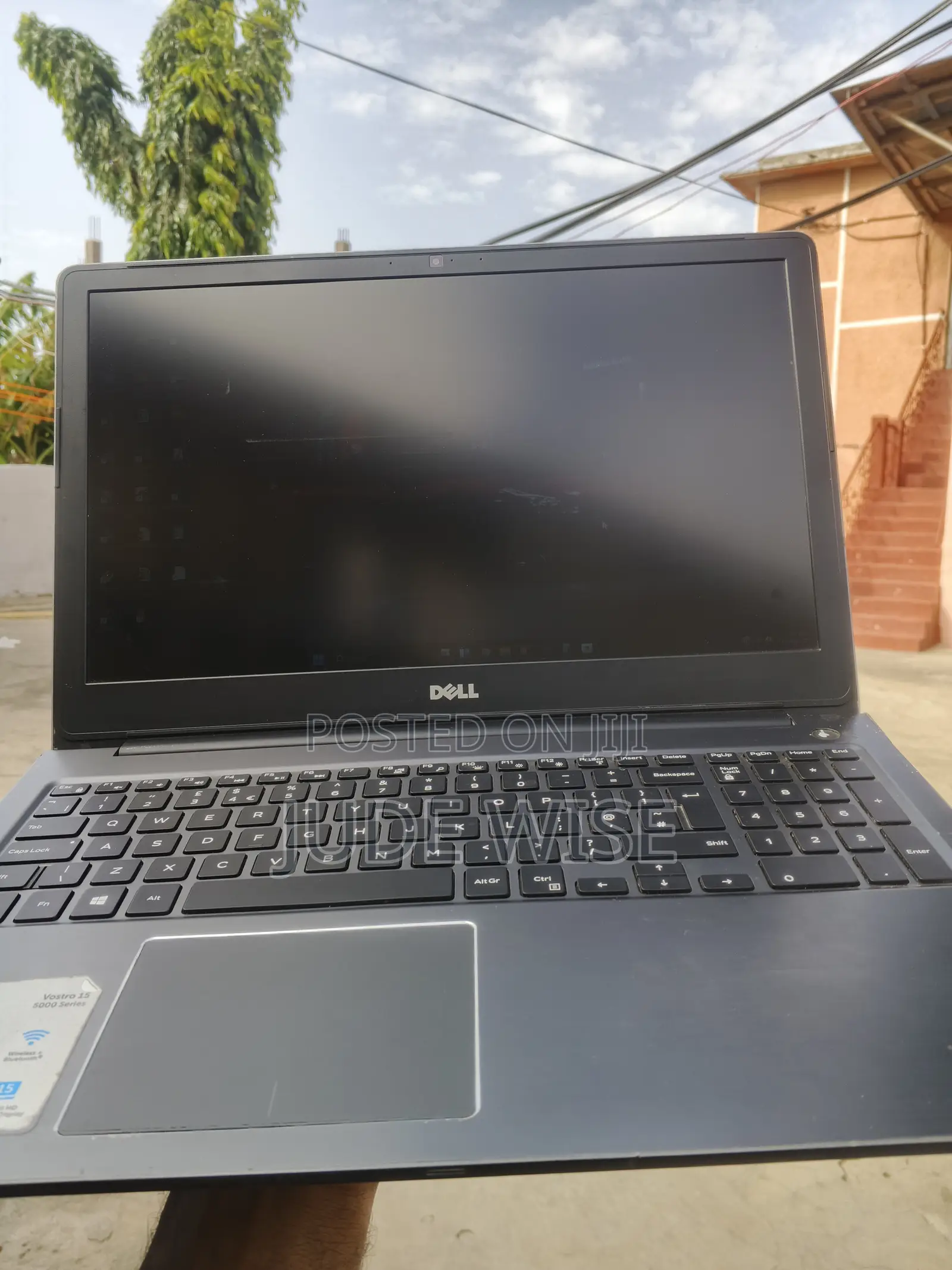 Laptop Dell Vostro 15 5000 8GB Intel Core i5 SSD 256GB