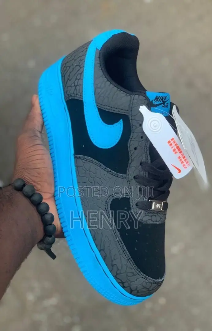 Air Force 1: Original Icon Legendary Since '82, Street Royalty Forever