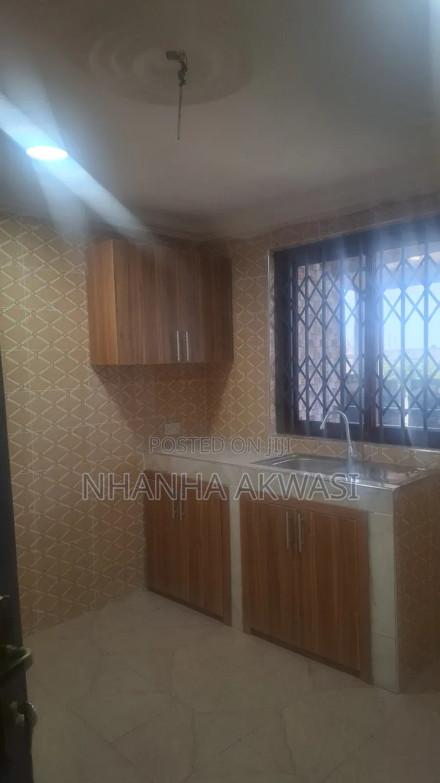 2bdrm Apartment in Lashibi Mf, Sakumono for rent