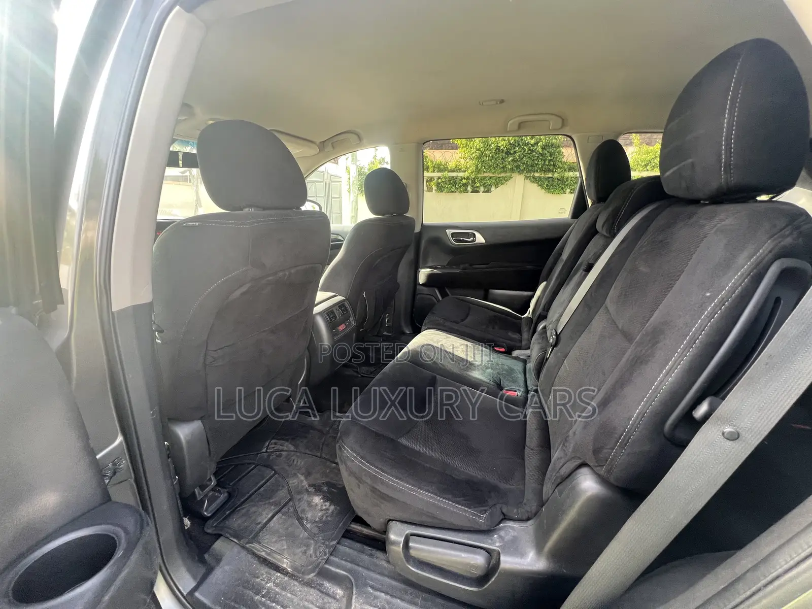Nissan Pathfinder 2015 Gray