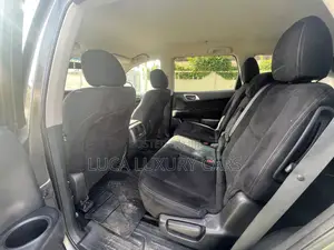 Nissan Pathfinder 2015 Gray