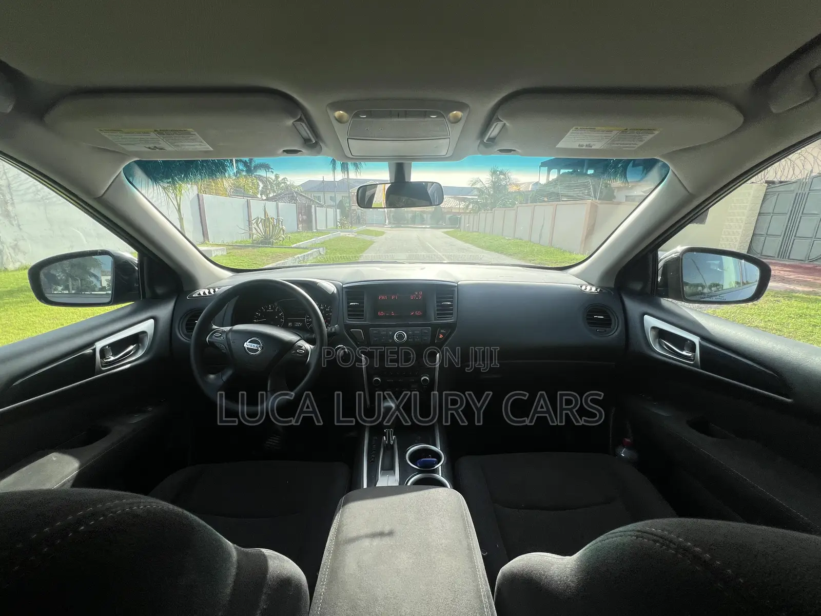 Nissan Pathfinder 2015 Gray