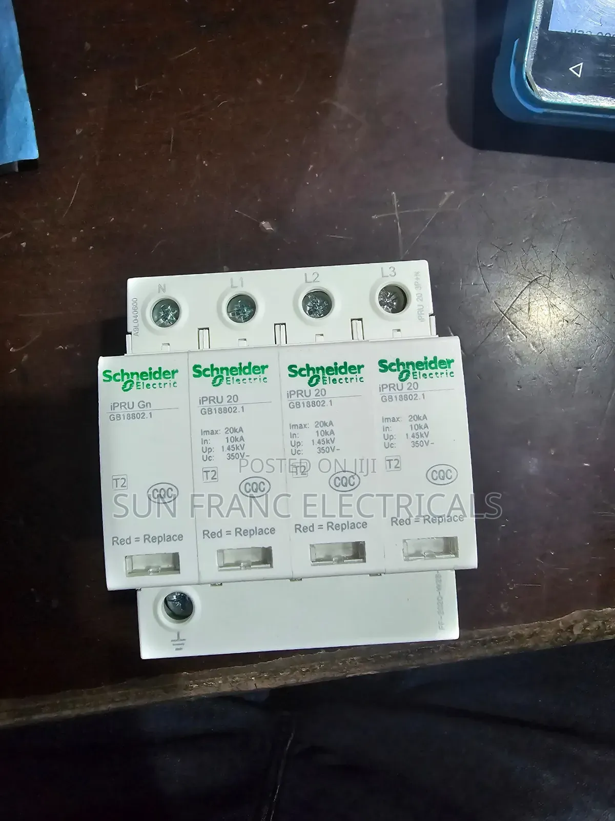 3p Surge Protection Device/ SPD