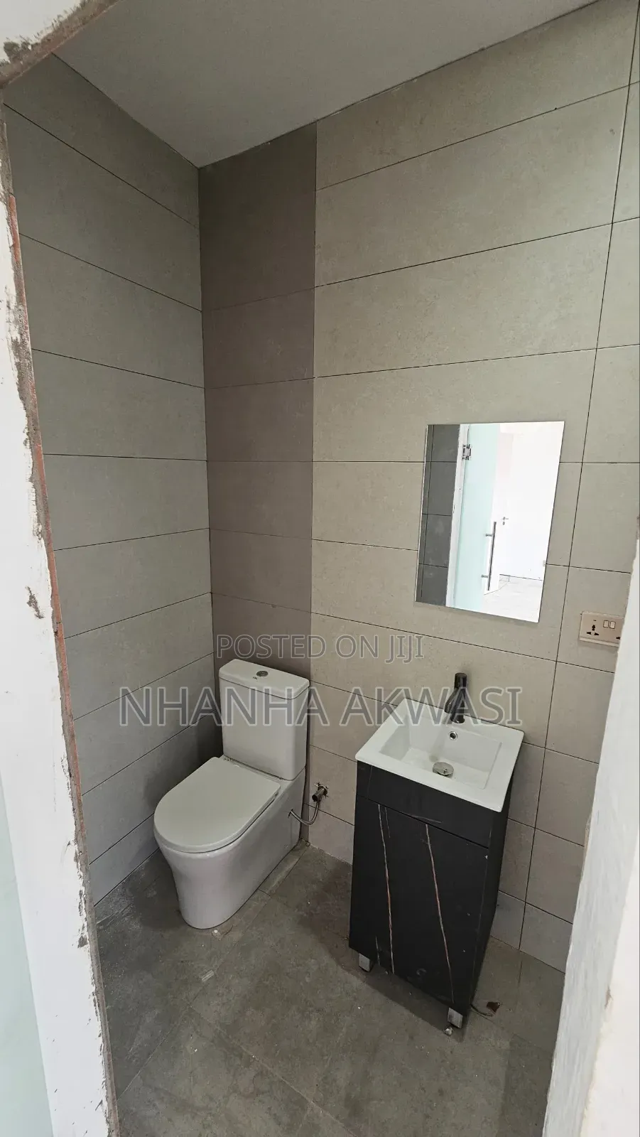 2bdrm Apartment in Lashibi Mf, Sakumono for rent