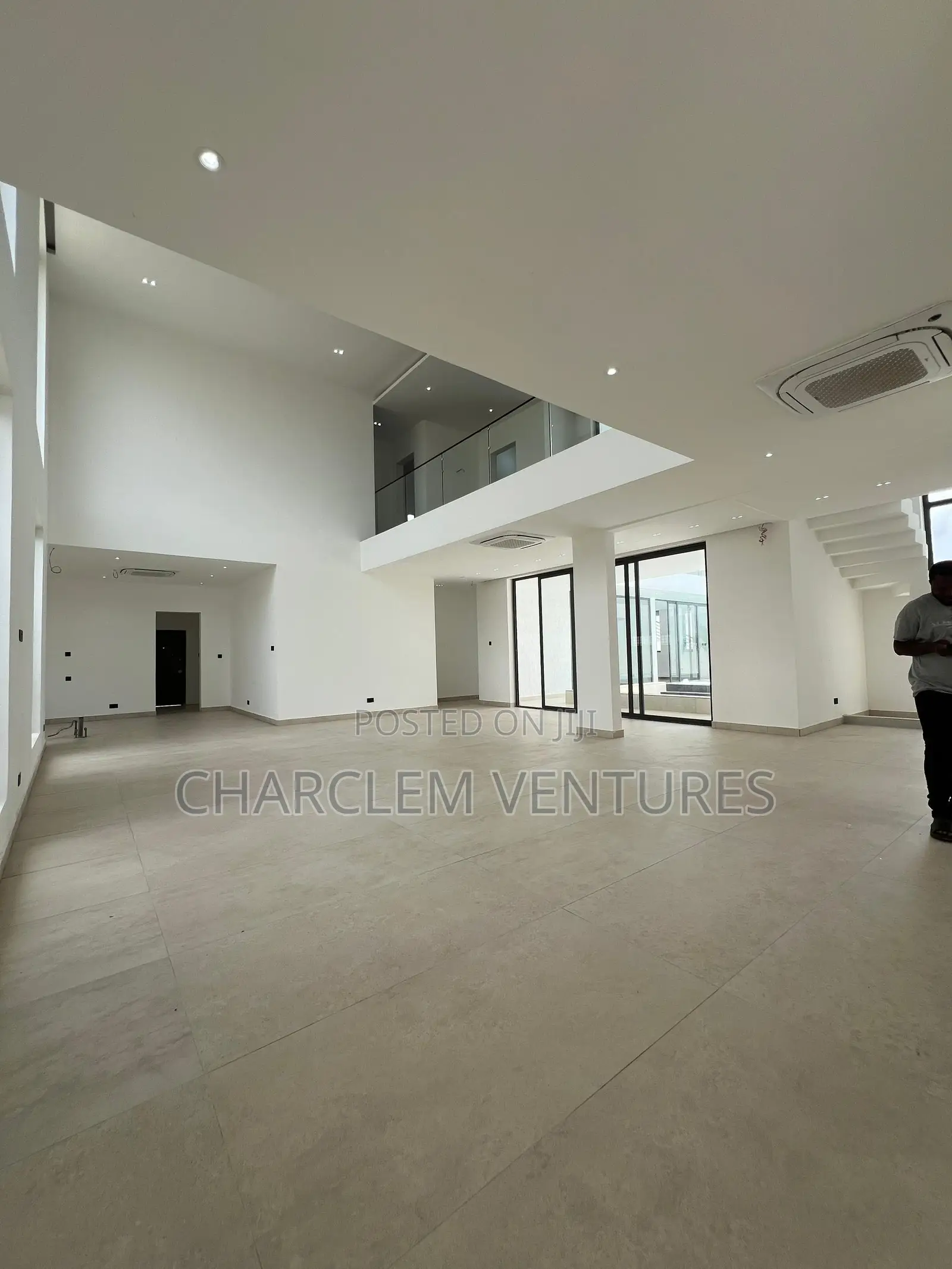 5bdrm House in Charclem Ventures, Oyarifa for sale