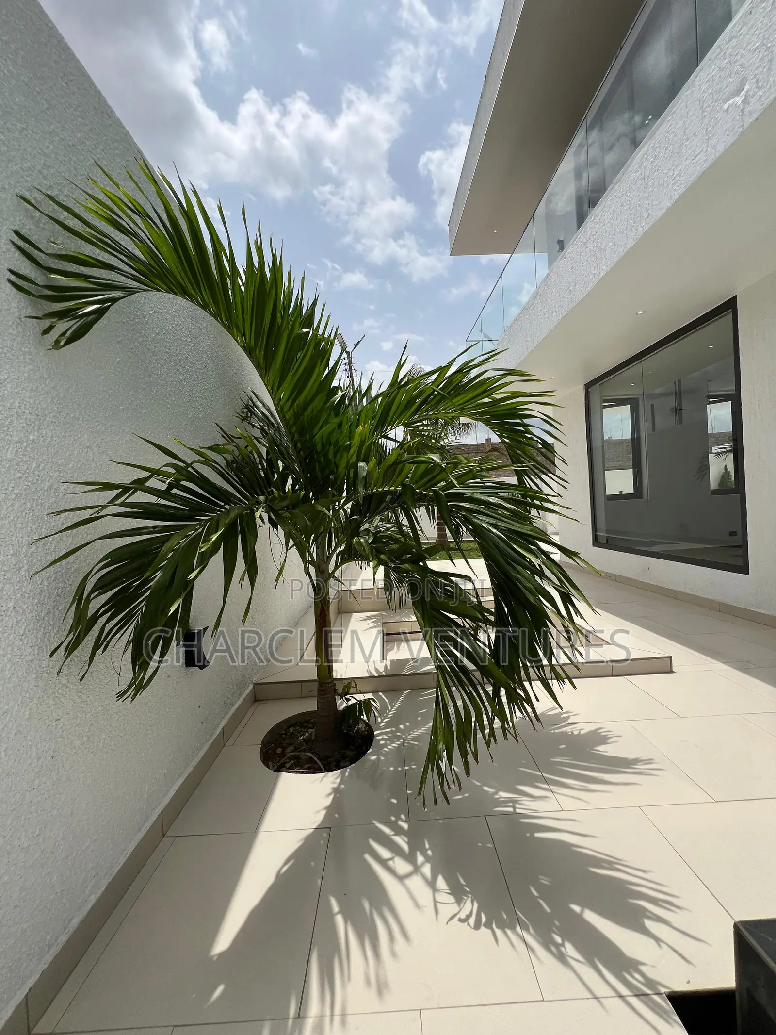 5bdrm House in Charclem Ventures, Oyarifa for sale