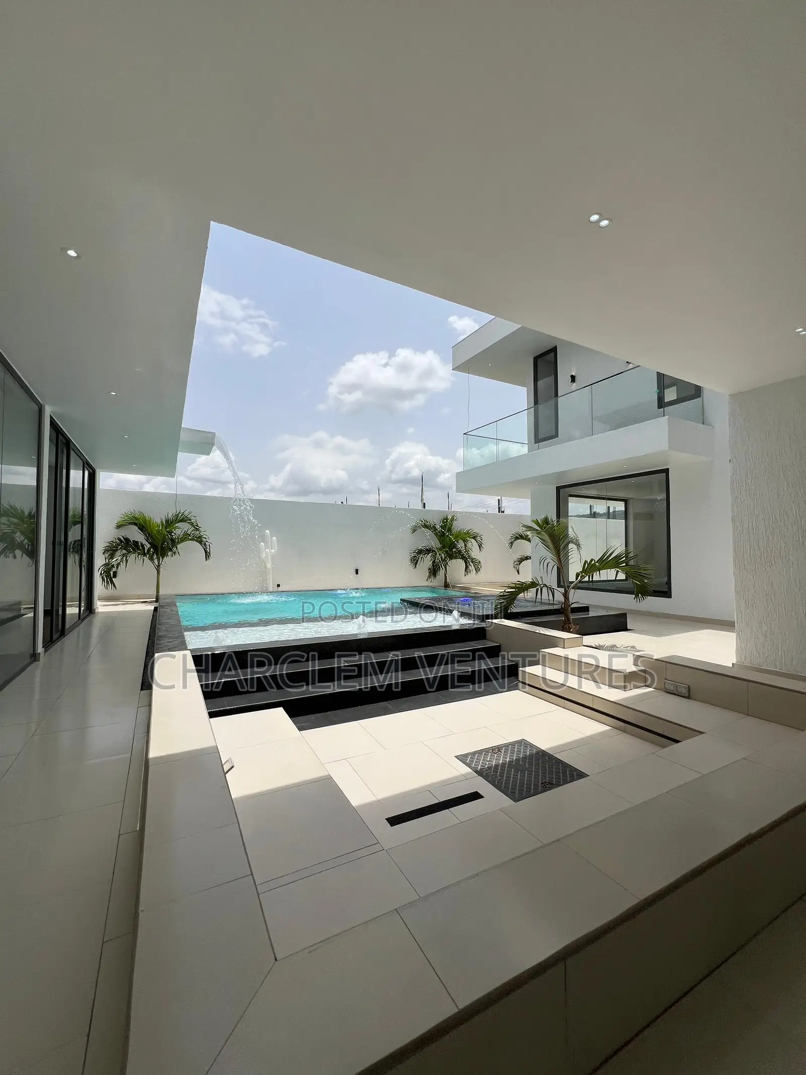 5bdrm House in Charclem Ventures, Oyarifa for sale