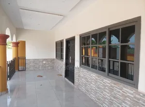 7bdrm House in Brother K Estate, Kumasi Metropolitan for rent