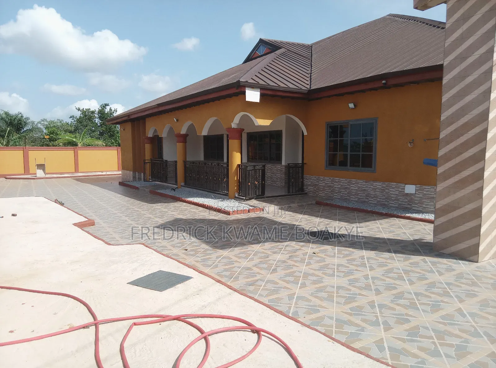 7bdrm House in Brother K Estate, Kumasi Metropolitan for rent