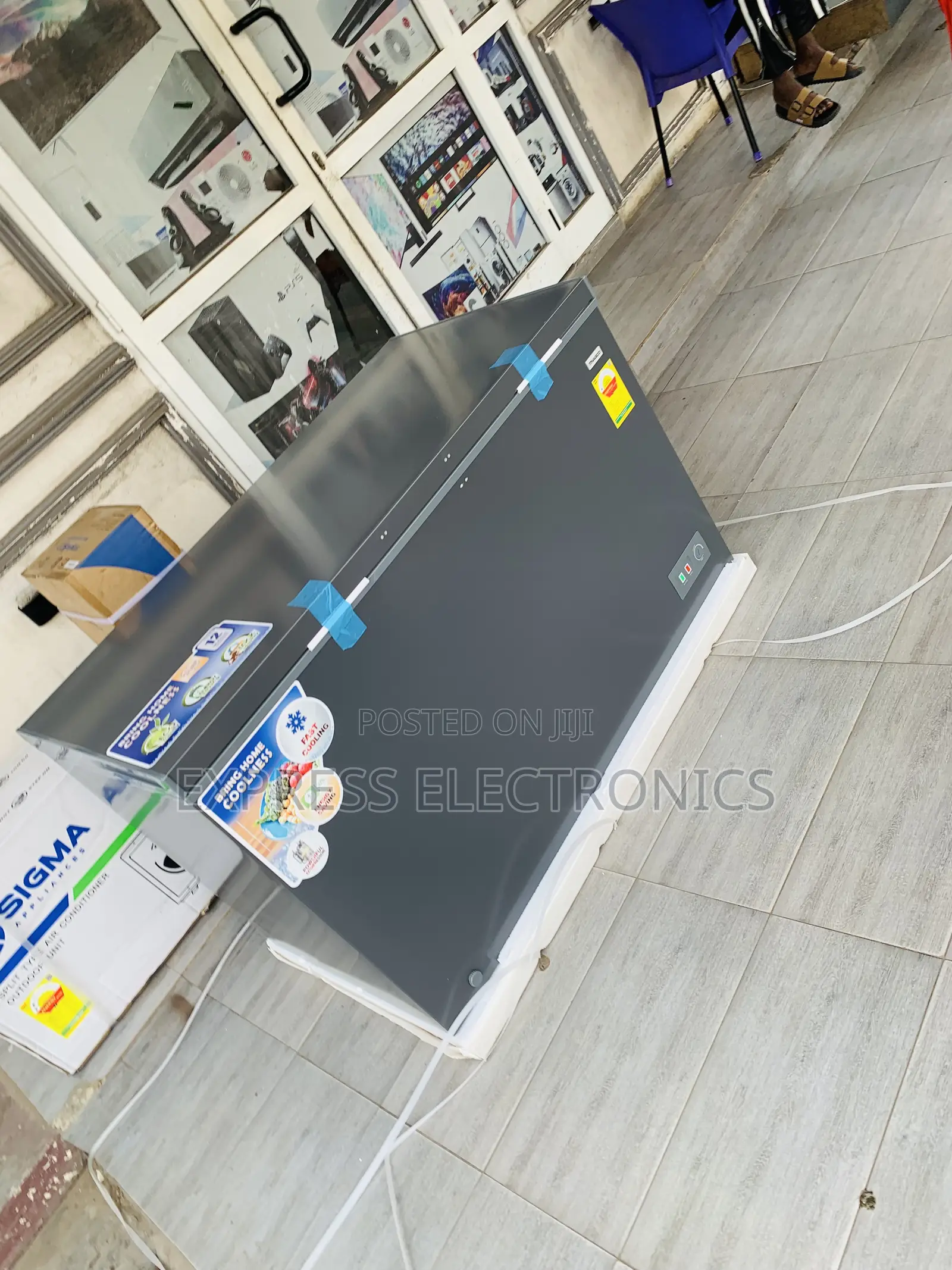 Ultra Sleek Grey Single Door Chest Freezer 288l Nasco