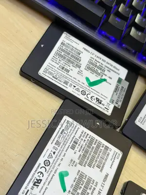 Hp Enterprise Pm863a Sata 3.84tb SSD Business Mz-7lm3t8n 2.5"