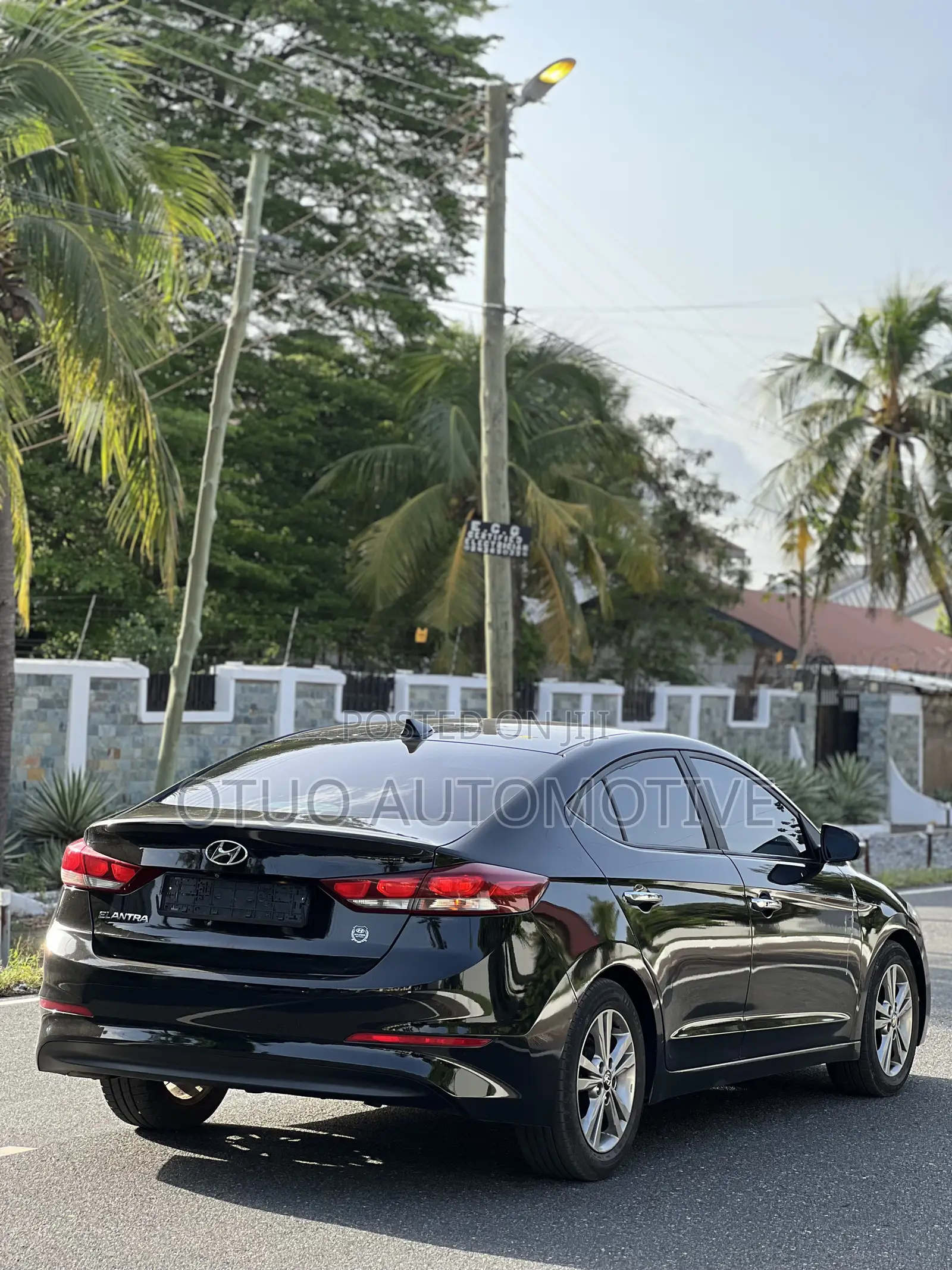 Hyundai Elantra Sport Sedan FWD (1.6L 4cyl 6M) 2017 Black