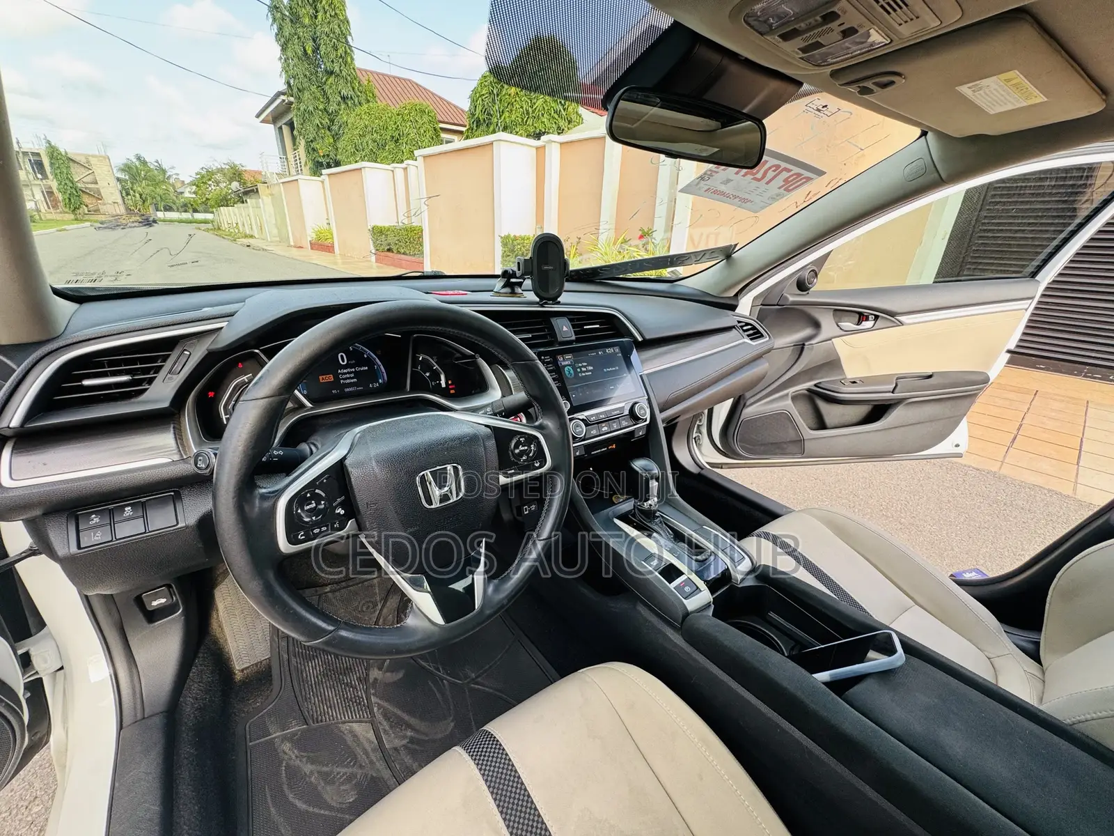 Honda Civic EX Sedan 2020 White
