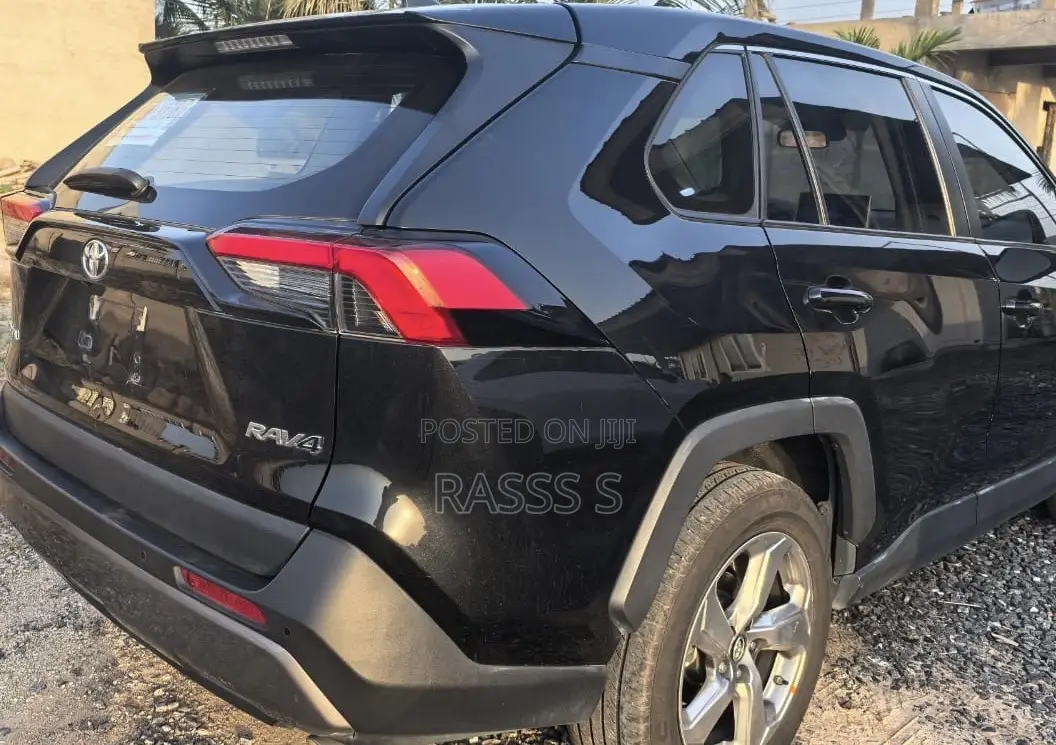 Toyota RAV4 2023 Black