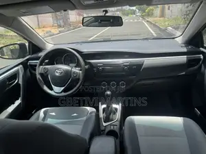 Toyota Corolla 2015 Black